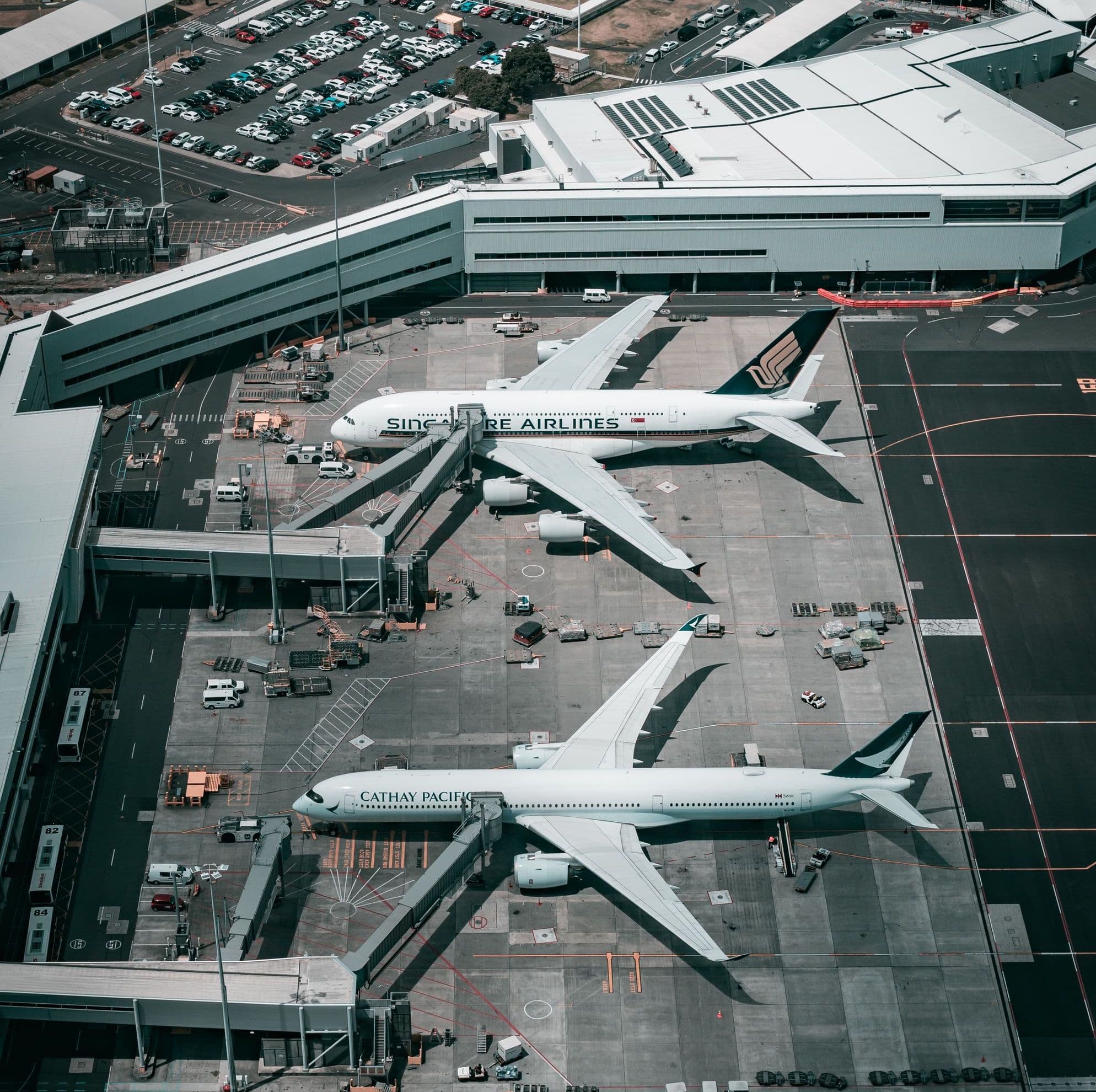 fotografía de vista de pájaro de aeropuerto