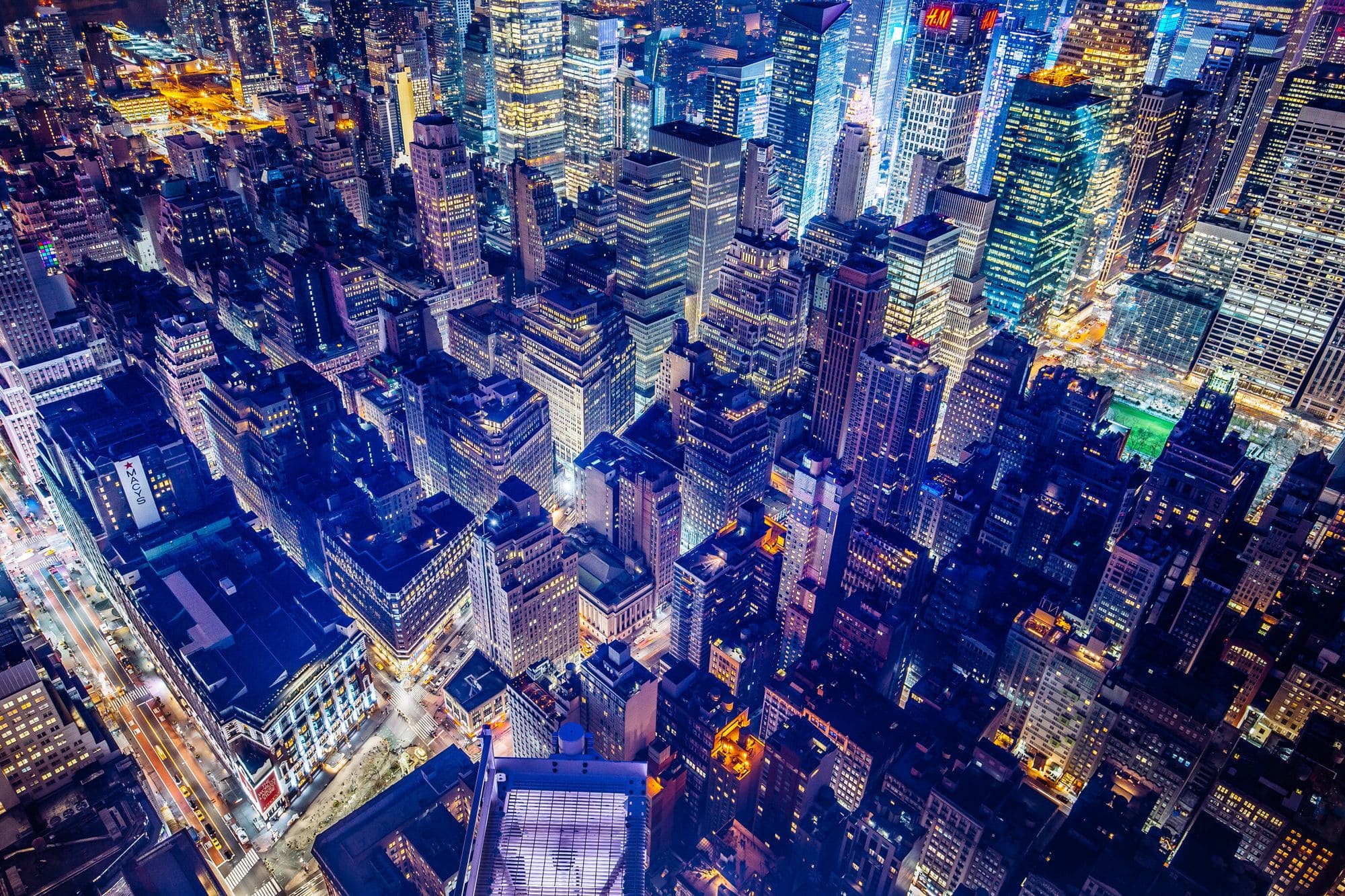 Vista aérea de una ciudad inteligente urbana