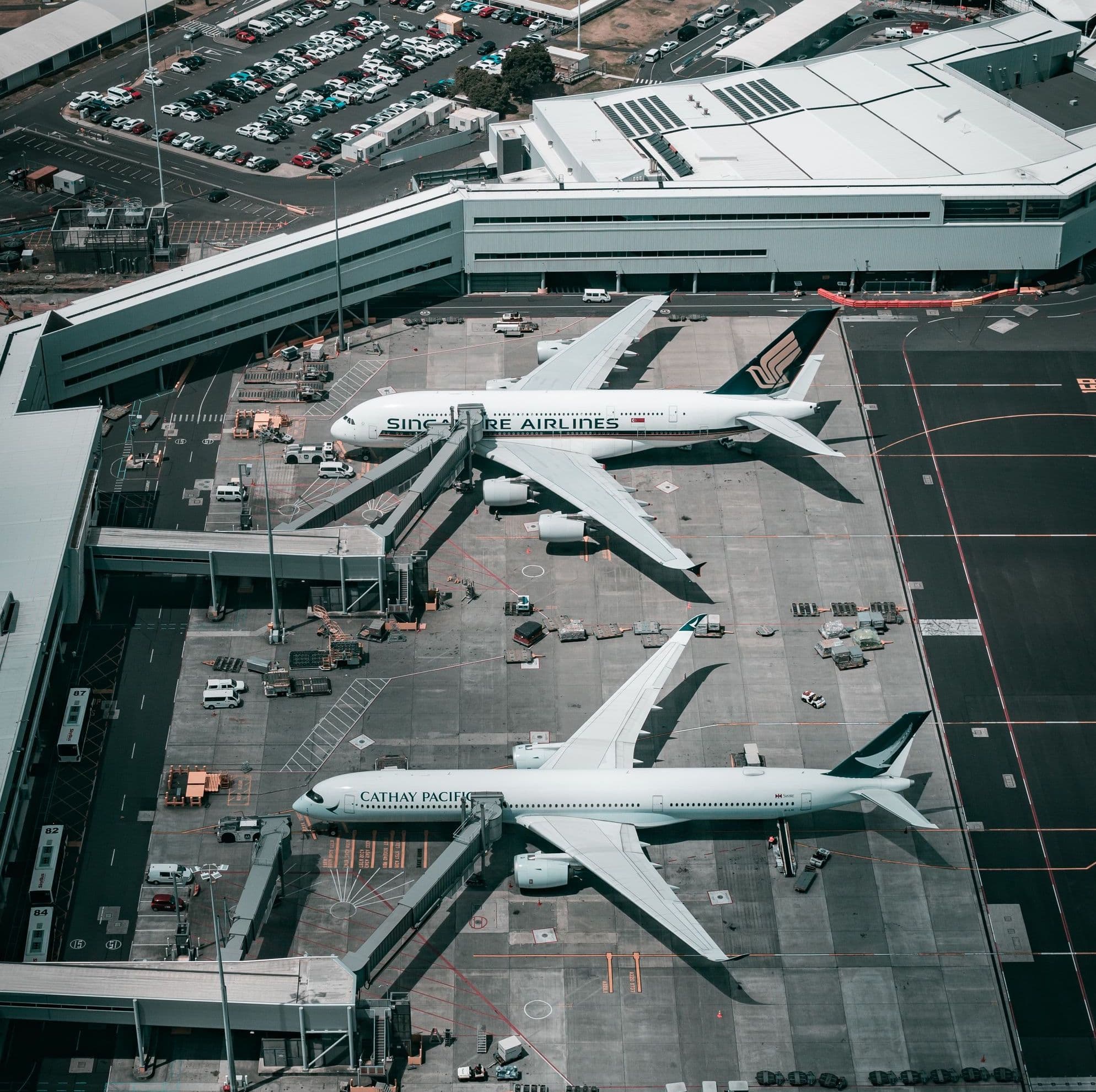fotografia di un aeroporto con vista a volo d'uccello